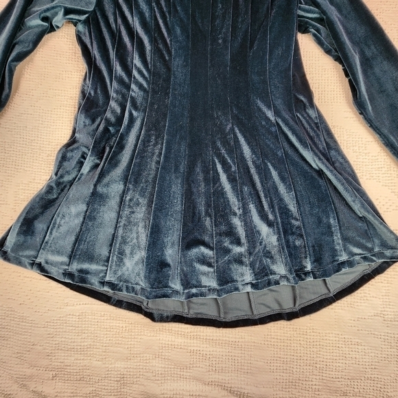 Soft Surroundings Bella Rosa Teal Blue Velvet Top Size Small - Picture 6 of 12